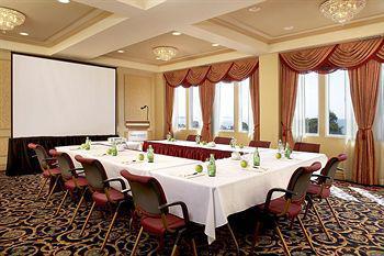 Four Points By Sheraton Toronto Lakeshore Extérieur photo